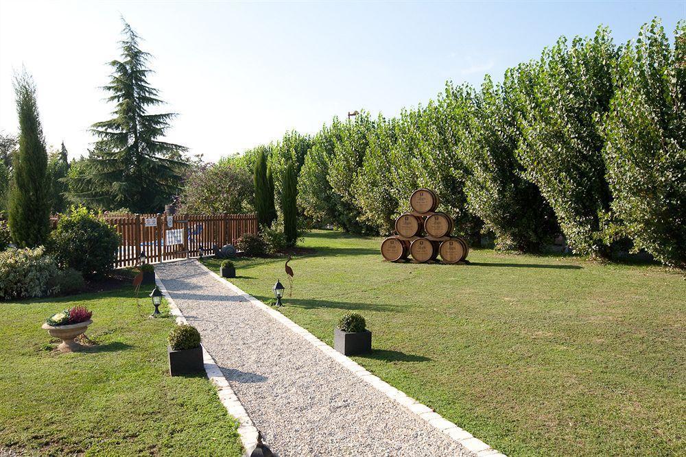 Hotel Parc Adelie - Logis Hotels Montagny-les-Beaune Exterior photo